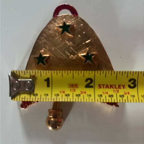 Festive Christmas Pin - Picture 5 of 5